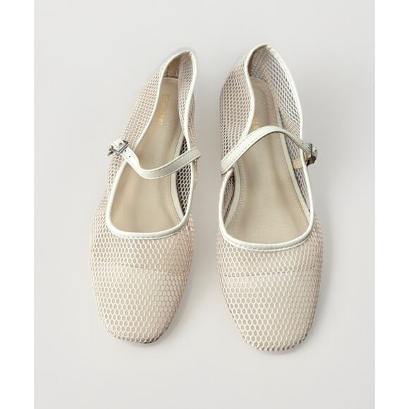 CUSHIONAIRE Shoes - Cushionaire Women's Muse Ivory Mesh Flats Shoes Buckle Size 11 NWOT New